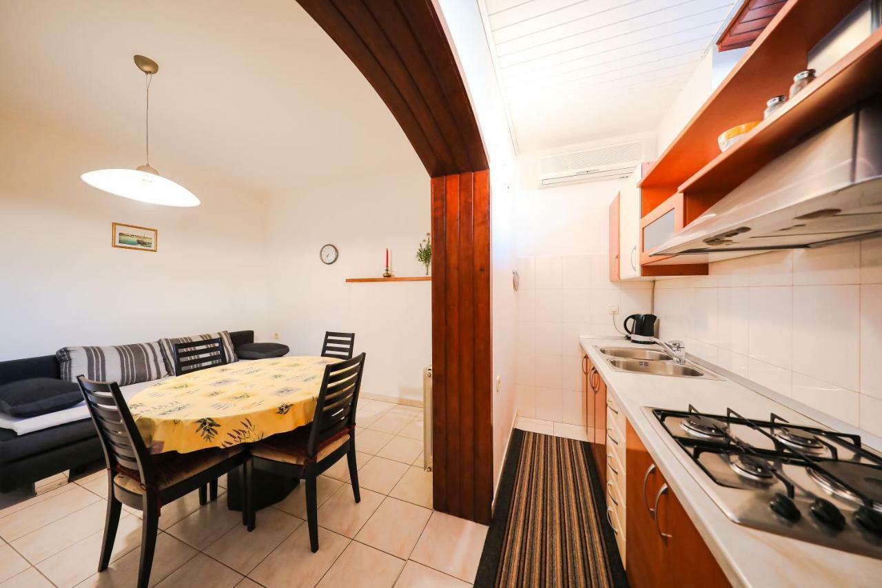 Antisin Apartment *
